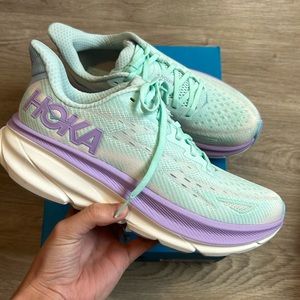 HOKA Clifton 9